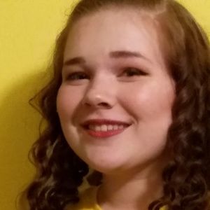 Meet your Posher, Chloe